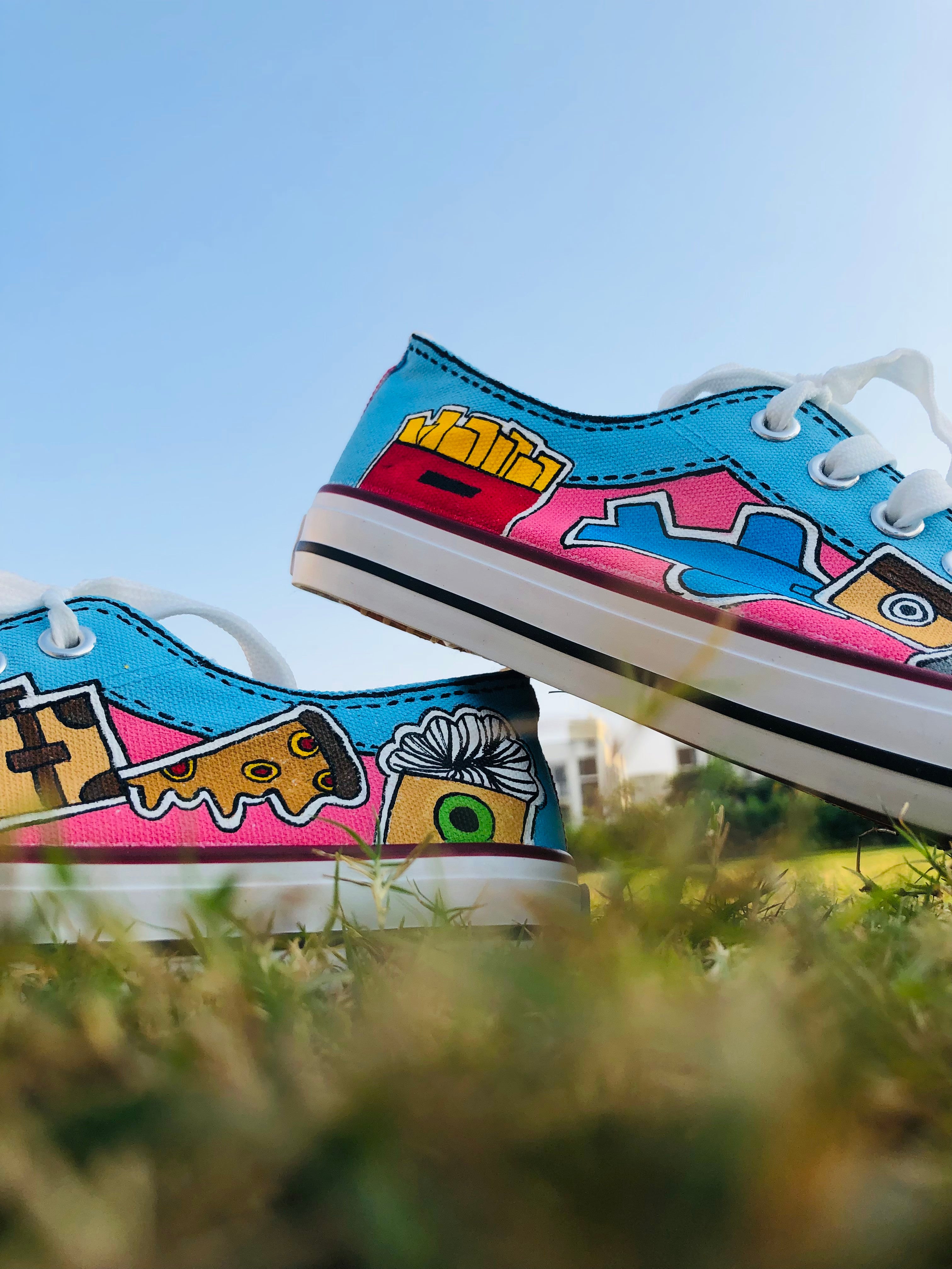 Handpainted ITS ME Sneaker – - Main Image
