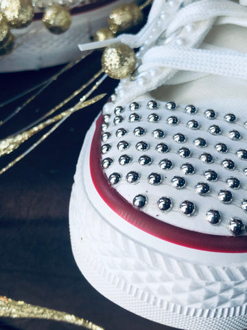 white pearl studds